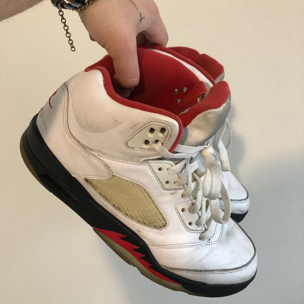 Jordan 5 Retro Fire Red Silver Tongue High Top Sneakers